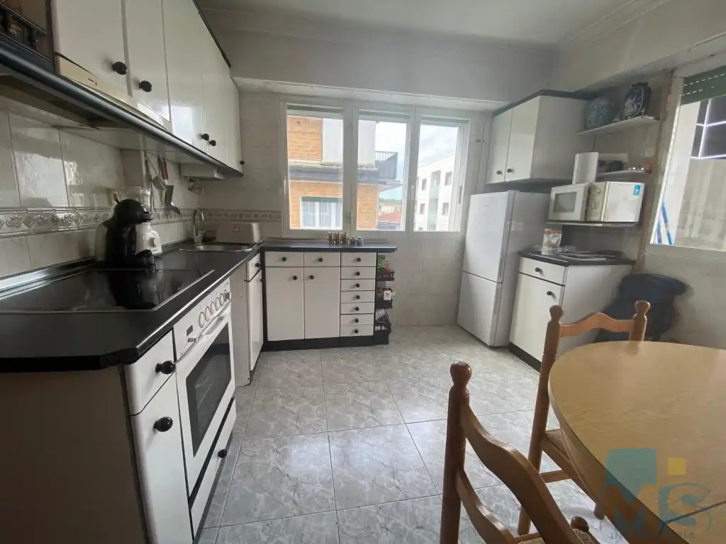 Küche von Wohnung zum Verkauf in Pasaia