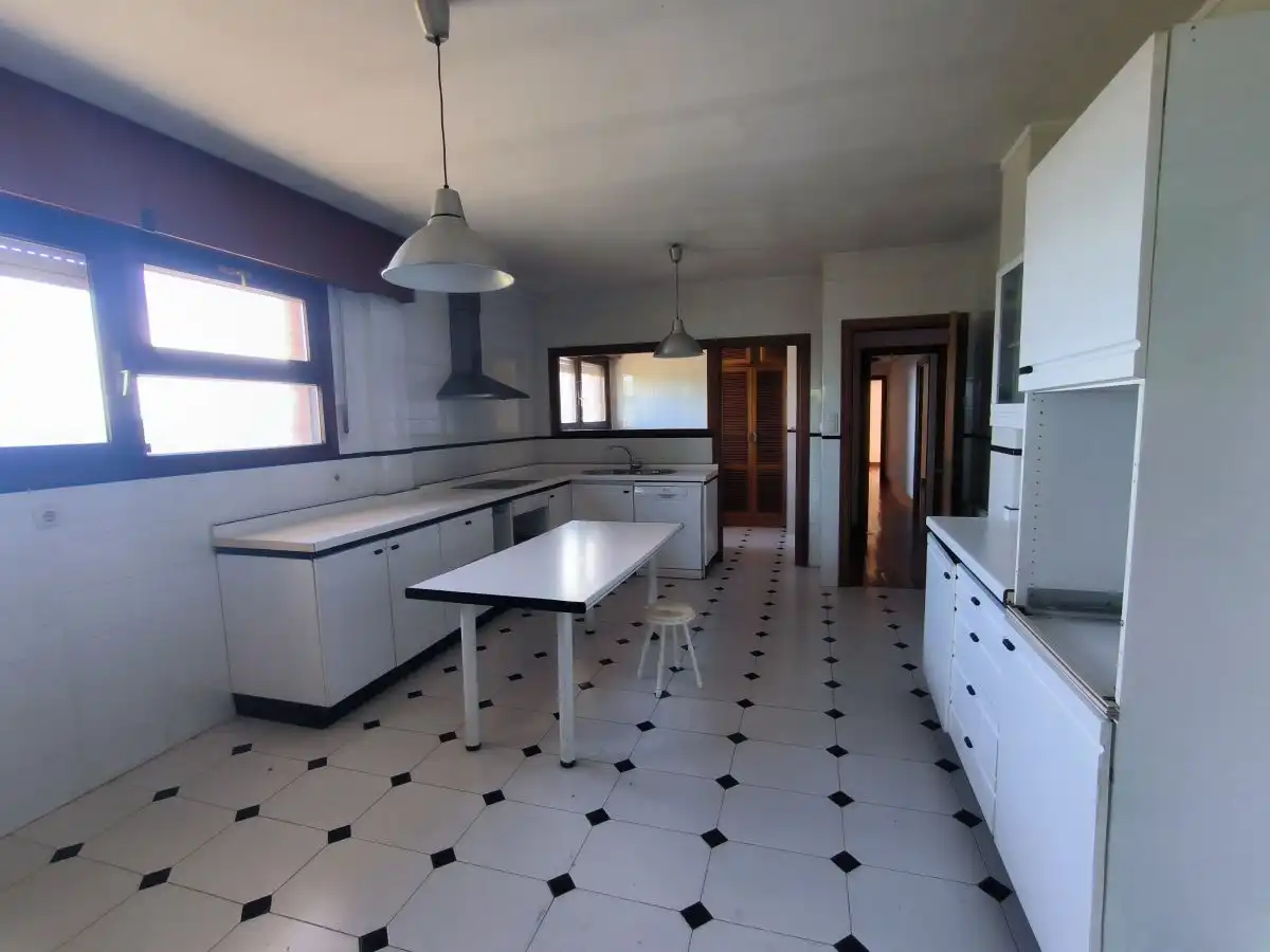 Cocina de Casa o chalet en venta en Getxo  con Calefacción, Terraza y Trastero