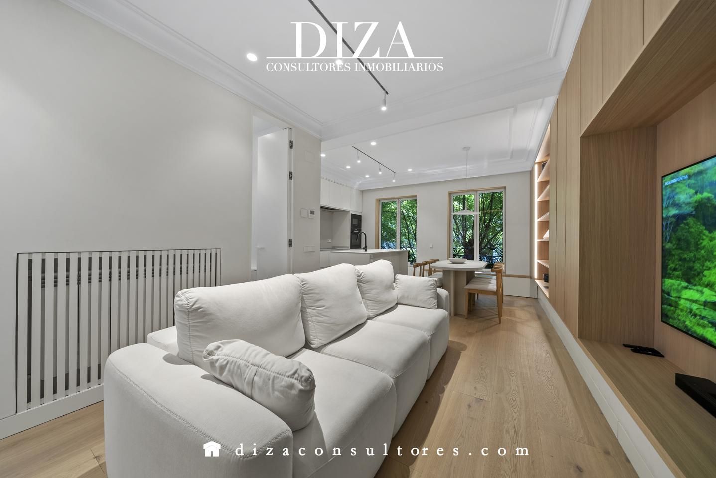Sala de estar de Piso en venta en  Madrid Capital con Aire acondicionado, Calefacción y Balcón