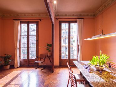 Piso con balcón en venta en Ronda de Sant Pere