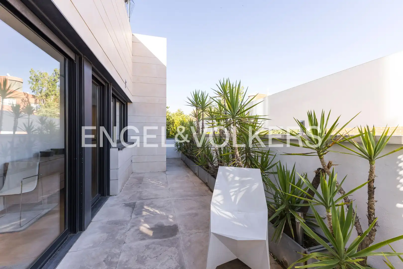 Terraza de Casa o chalet en venta en Madrid con Aire acondicionado, Calefacción y Jardín privado