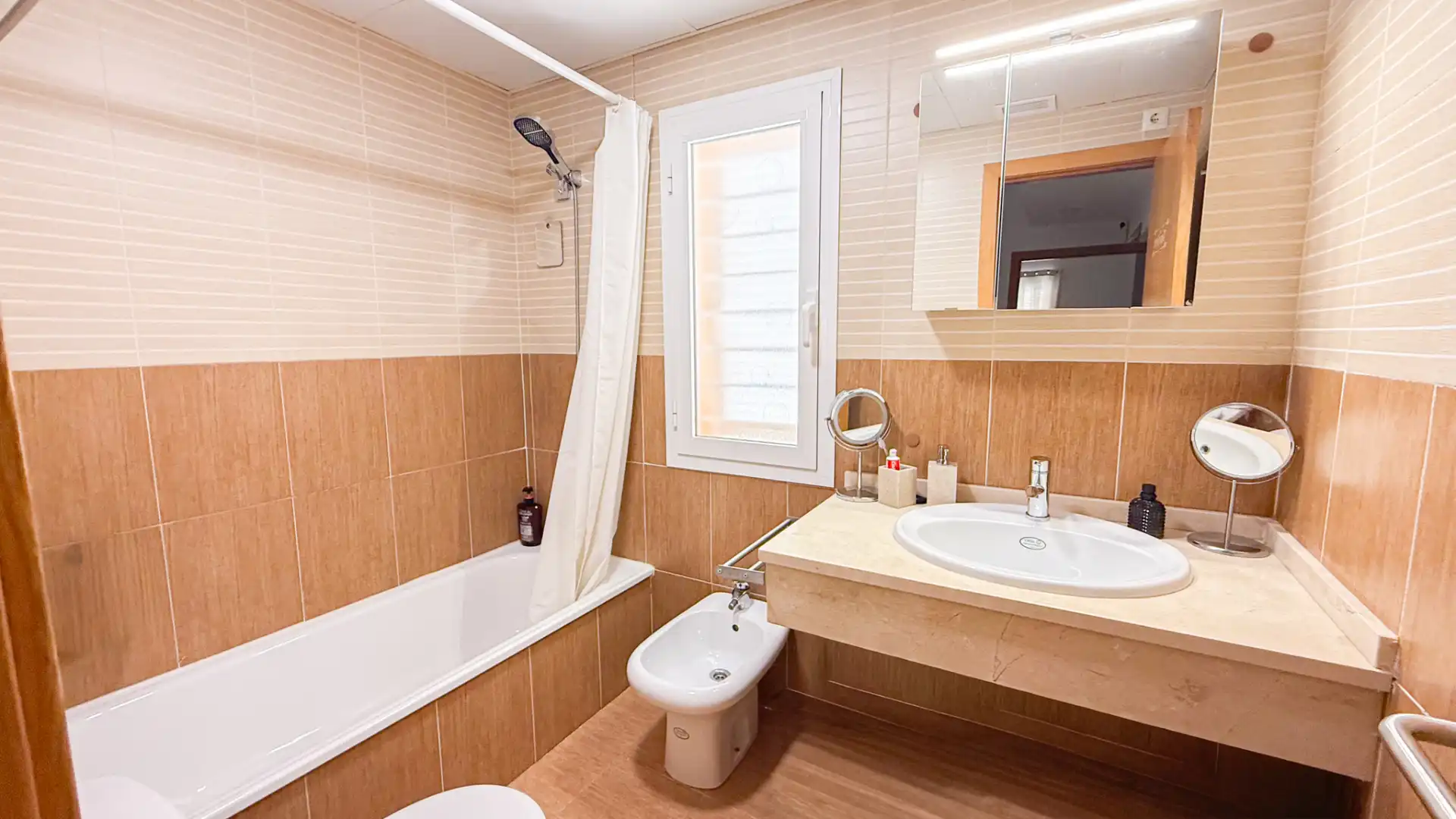 Bathroom of Detached homes for rent in Vélez-Málaga  with Air Conditioner, Heating and Terrace