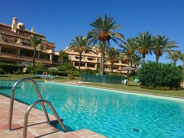 Duplex with balcony for sale in Los Flamingos