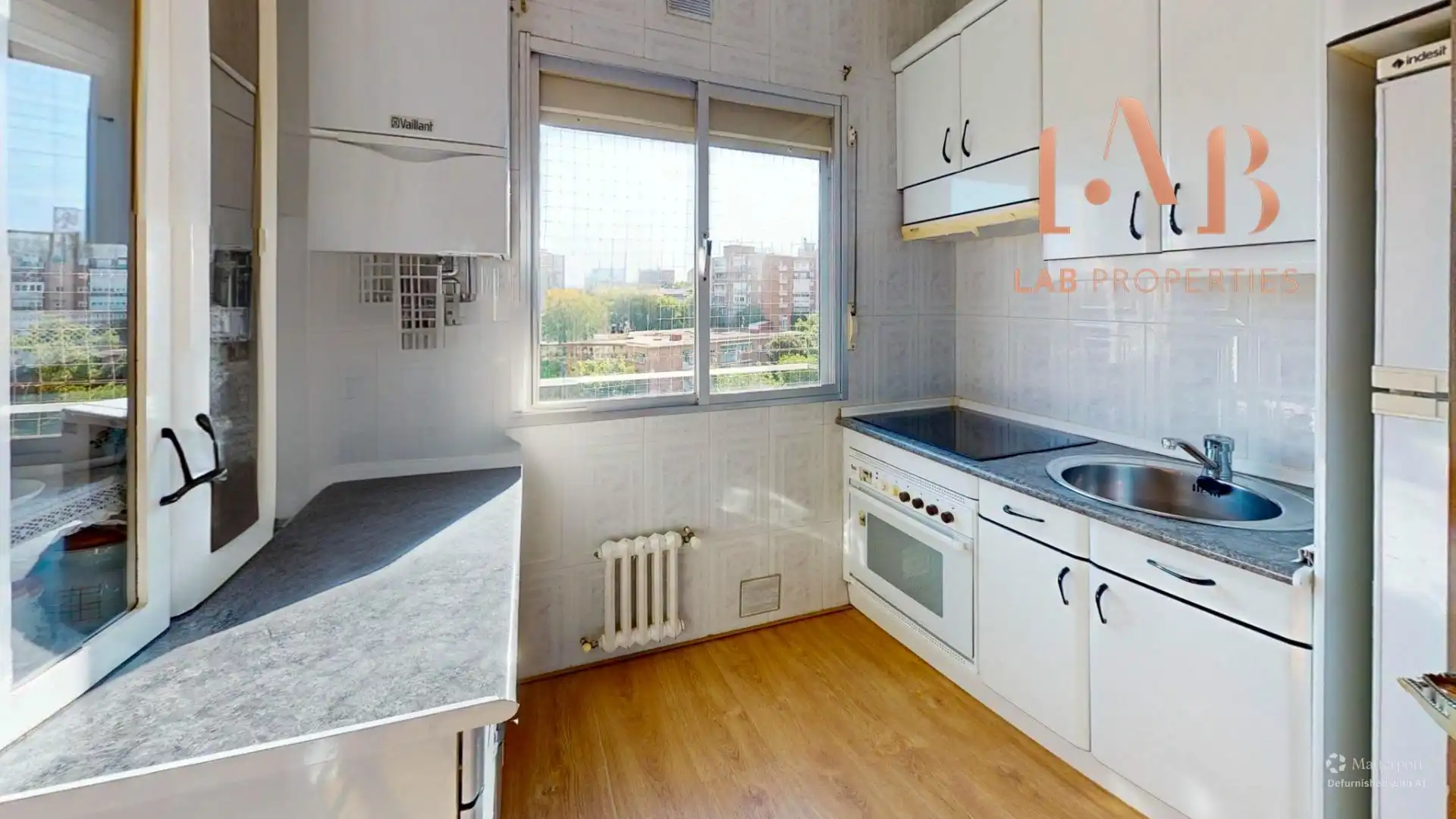Cocina de Piso en venta en Madrid con Aire acondicionado, Calefacción y Trastero