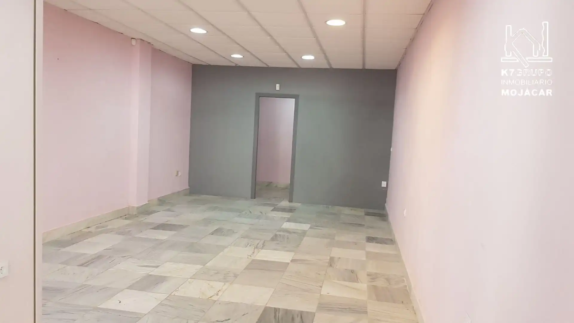 Local comercial en venda a El Palmeral, imagen 2