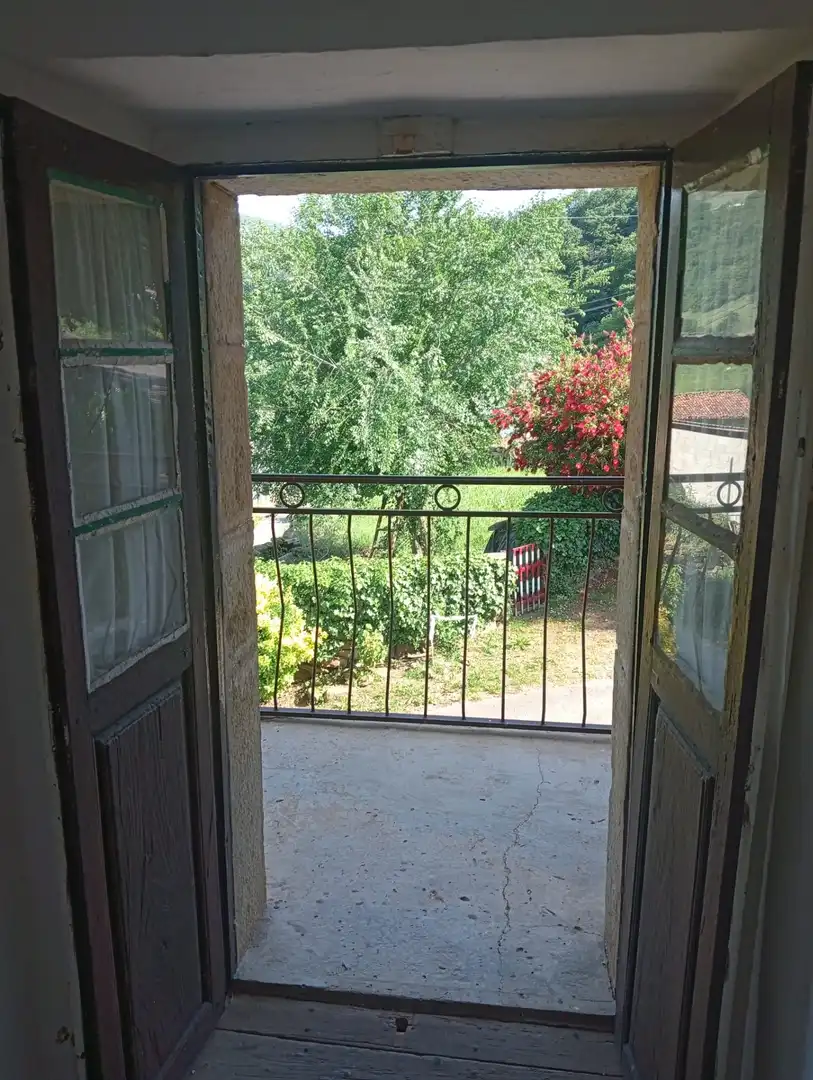 Balcony of Houses for sale in Luena   with Balcony