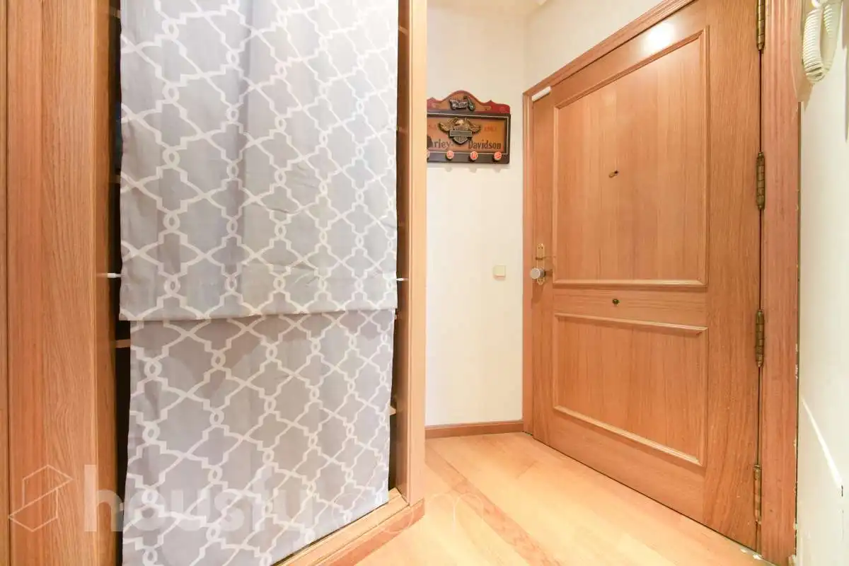 Study for sale in Madrid  with Air Conditioner, Storage room and Furnished