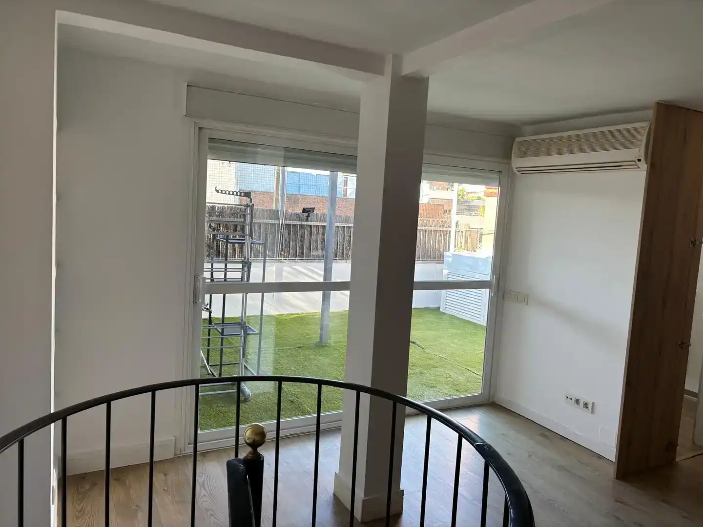 Terrasse von Maisonette zur Miete in  Madrid Capital mit Klimaanlage und Schwimmbad