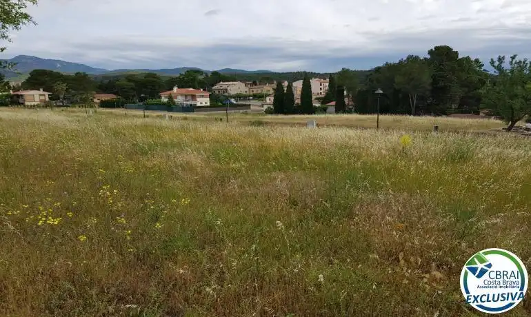 Residential zum Verkauf in Darnius