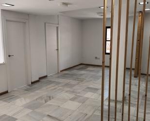 Büro miete in Fuengirola mit Klimaanlage, Heizung und Abstellraum