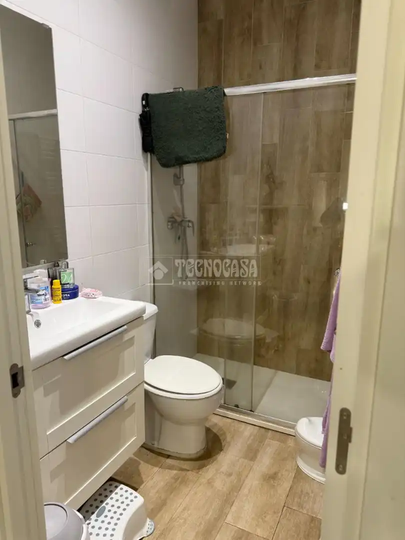 Badezimmer von Wohnung zum Verkauf in Madrid