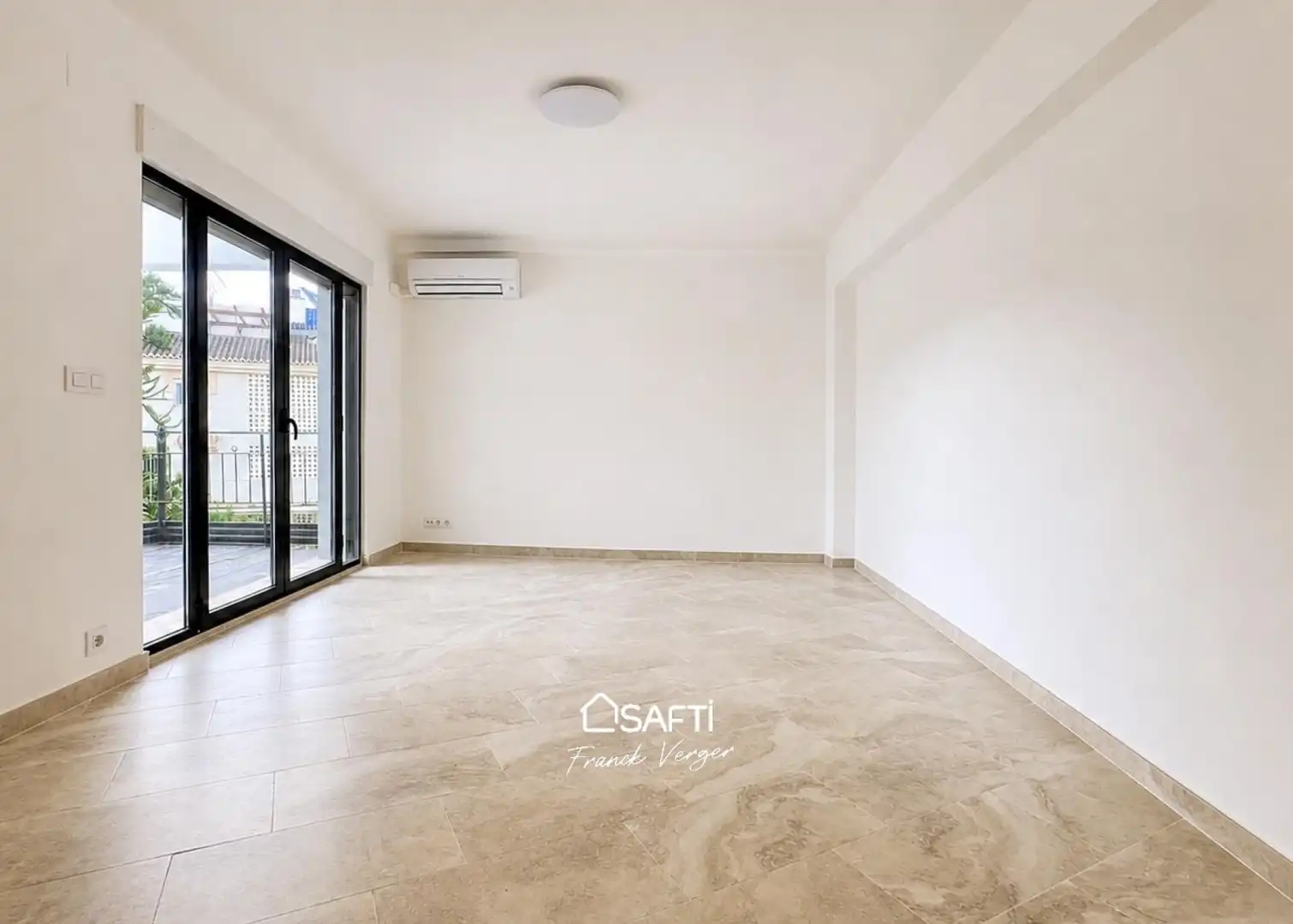 Außenansicht von Wohnung zum Verkauf in Jávea / Xàbia mit Klimaanlage, Heizung und Terrasse