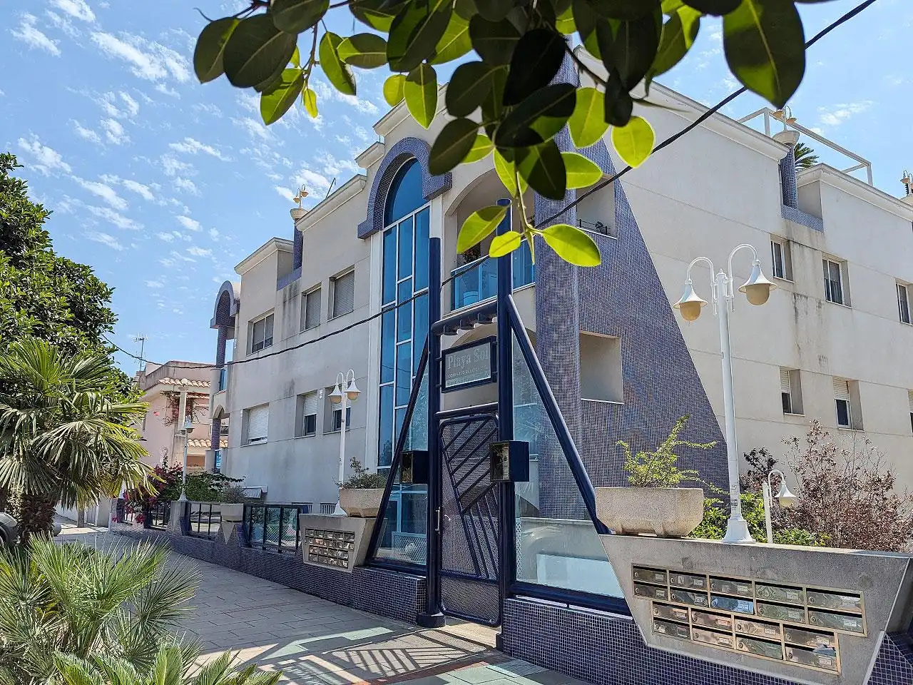 Vista exterior de Dúplex en venda en Alcanar amb Aire condicionat, Terrassa i Moblat
