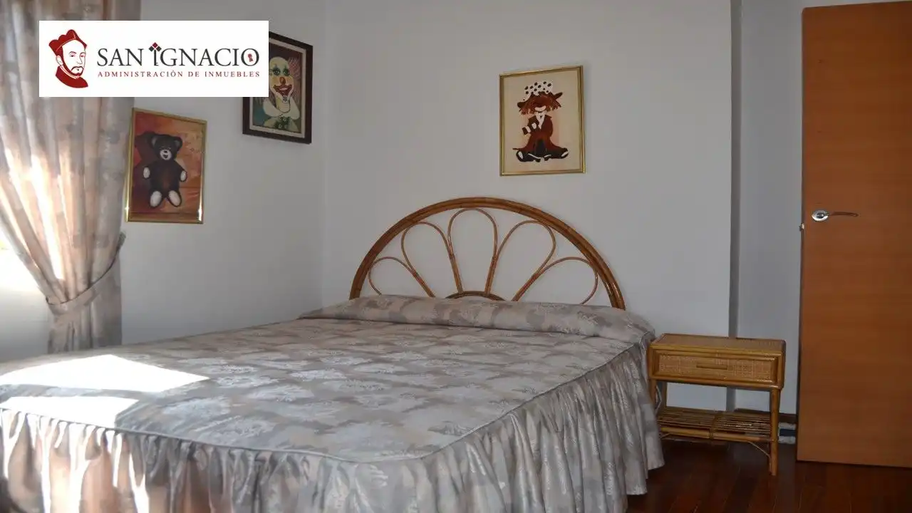 Dormitori de Casa o xalet en venda en Valle de Tobalina amb Calefacció, Jardí privat i Terrassa