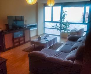 Living room of Flat for sale in Cabezón de Pisuerga  with Heating and Parquet flooring