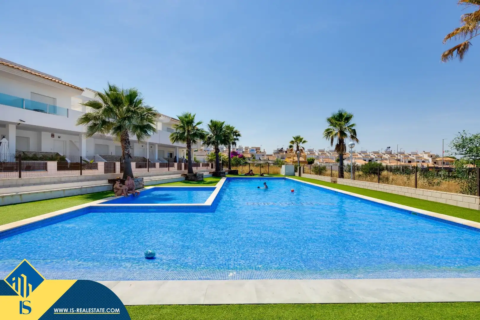 Casa con piscina en venta en Los Balcones - Los Altos, imagen 4