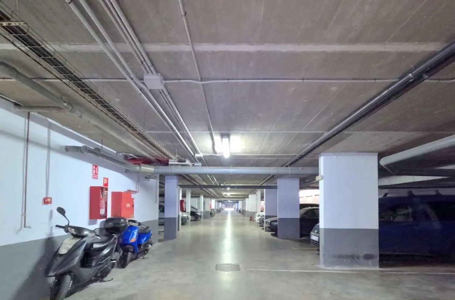 Aparcament de Apartament en venda en Fuengirola amb Aire condicionat, Terrassa i Traster