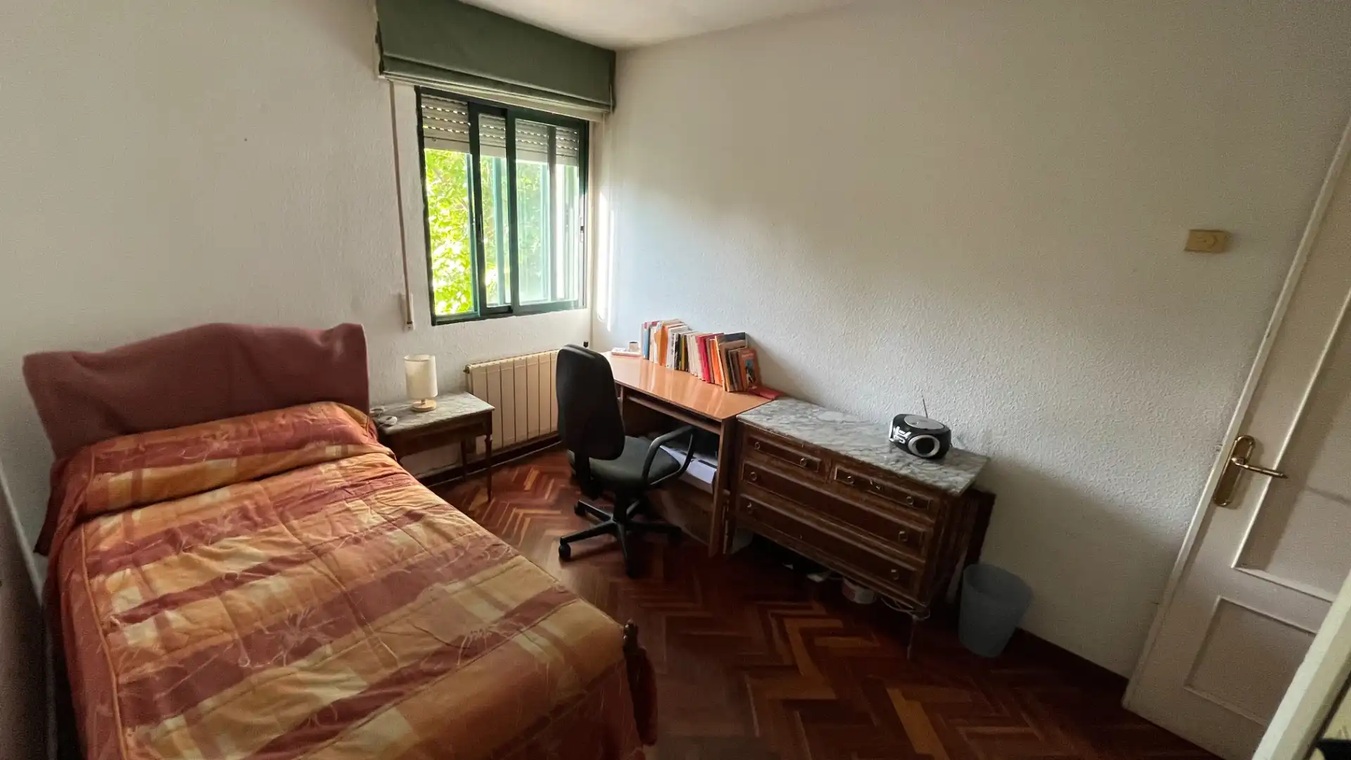 Dormitori de Casa adosada en venda en Villanueva del Pardillo amb Aire condicionat, Calefacció i Jardí privat