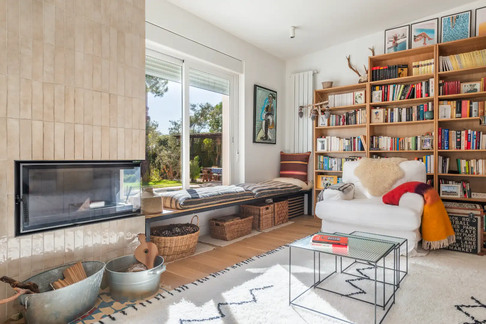Sala de estar de Casa o chalet en venta en Pozuelo de Alarcón con Aire acondicionado, Calefacción y Jardín privado