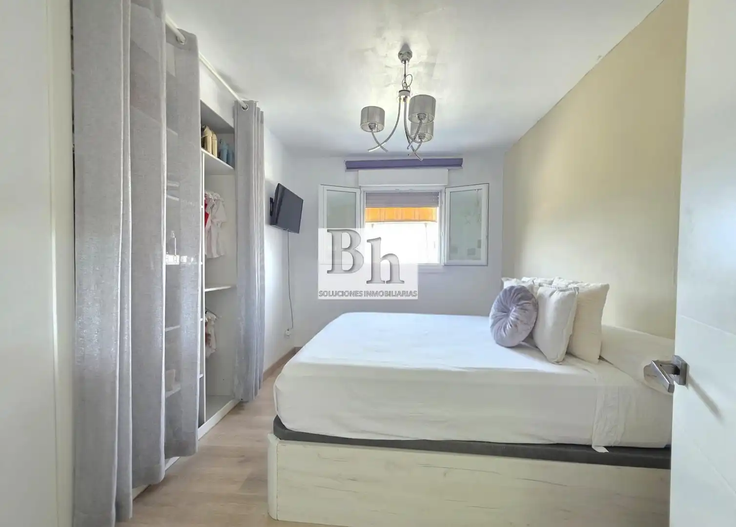 Habitación de Ático en venta en Málaga con Aire acondicionado, Calefacción y Terraza