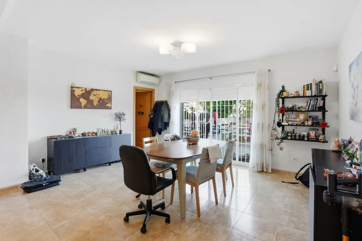 Menjador de Casa o xalet en venda en Benalmádena amb Aire condicionat, Calefacció i Jardí privat