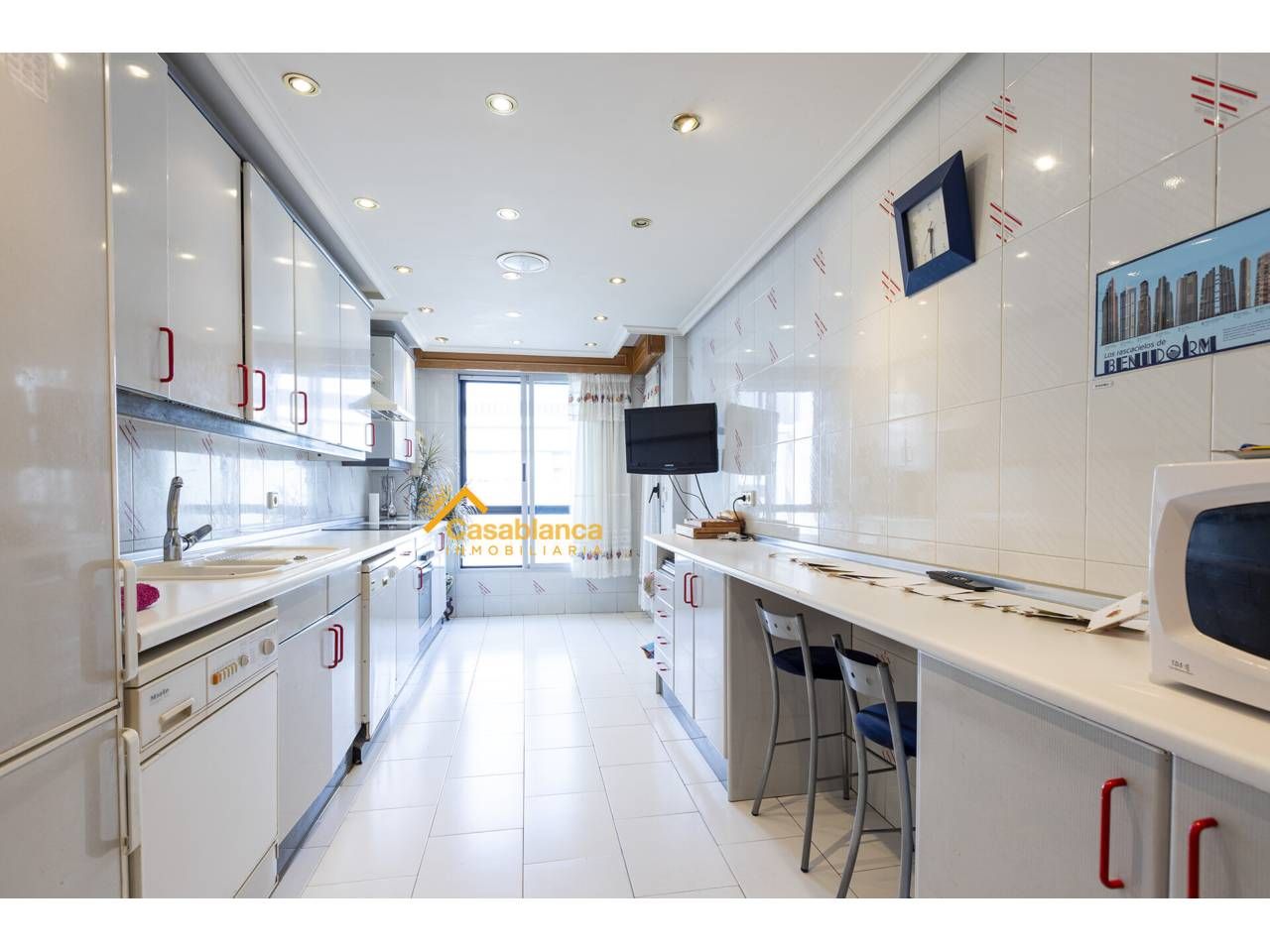 Cocina de Piso en venta en Burgos Capital con Calefacción, Terraza y Trastero