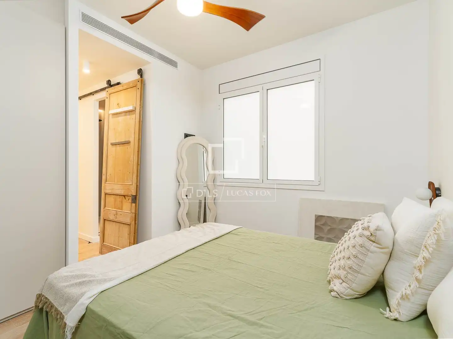 Habitación de Piso en venta en Barcelona con Aire acondicionado, Calefacción y Parquet