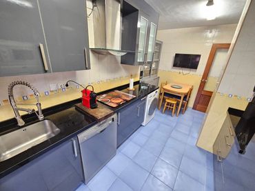 Flat with lift for sale in Calle Isla De La Erbosa