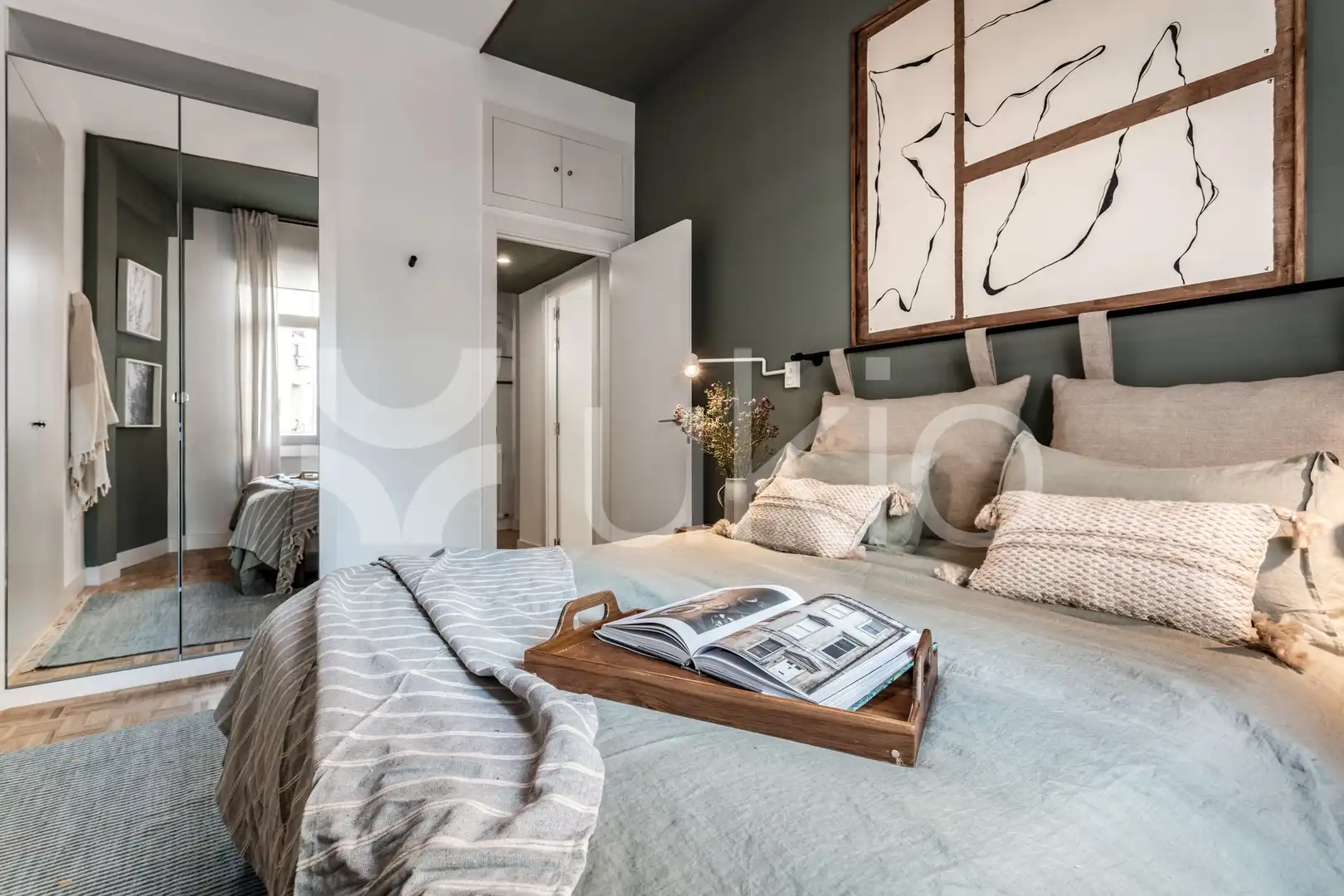 Bedroom of Flat for rent in Madrid  with Air Conditioner, Terrace and Furnished