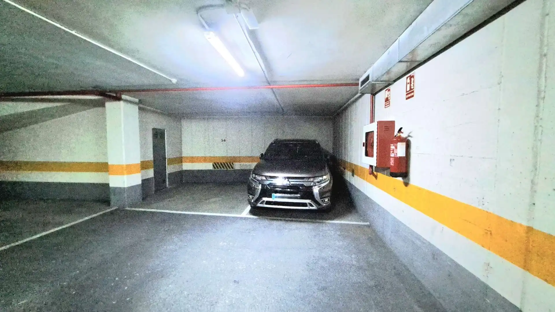 Parkplatz von Garage zum Verkauf in Zaragoza