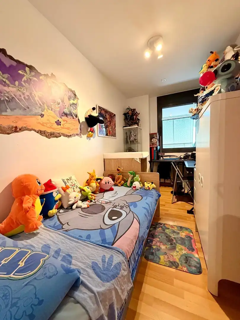 Bedroom of Flat for sale in Cornellà de Llobregat  with Air Conditioner, Heating and Parquet flooring