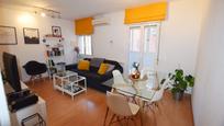 Living room of Flat for sale in Pozuelo de Alarcón  with Air Conditioner, Heating and Terrace