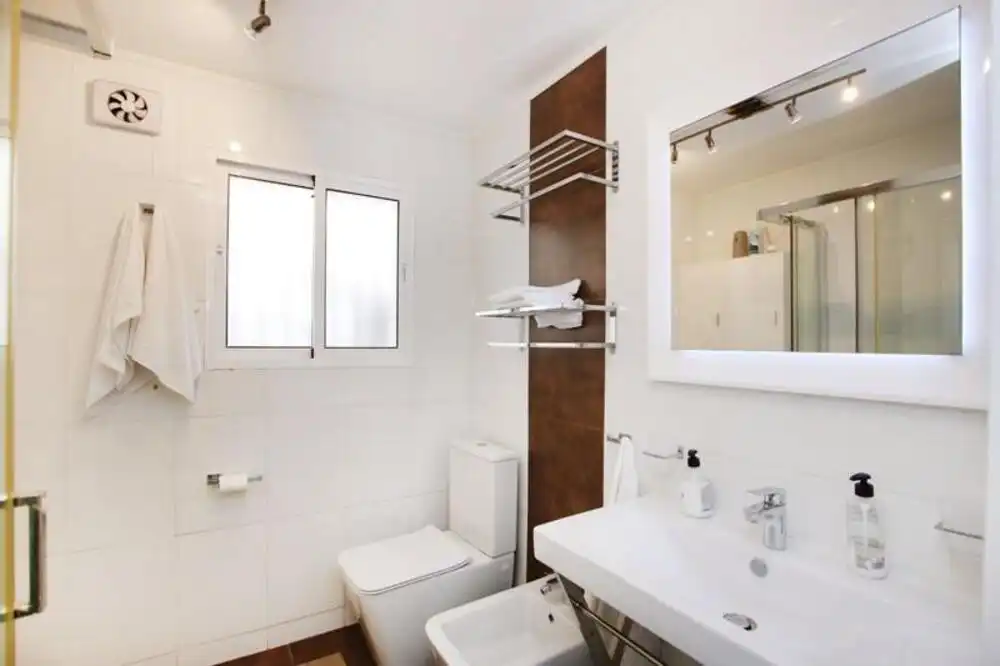 Bathroom of Duplexes for sale in Estepona  with Air Conditioner, Terrace and Swimming Pool