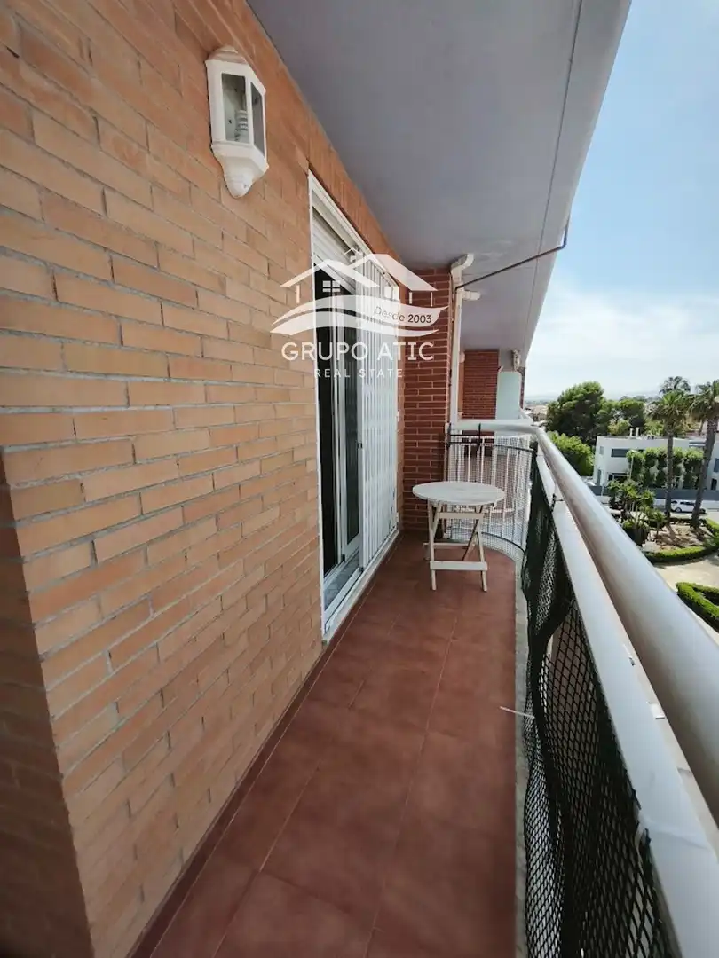 Terraza de Apartamento en venta en Burriana / Borriana con Calefacción, Terraza y Amueblado