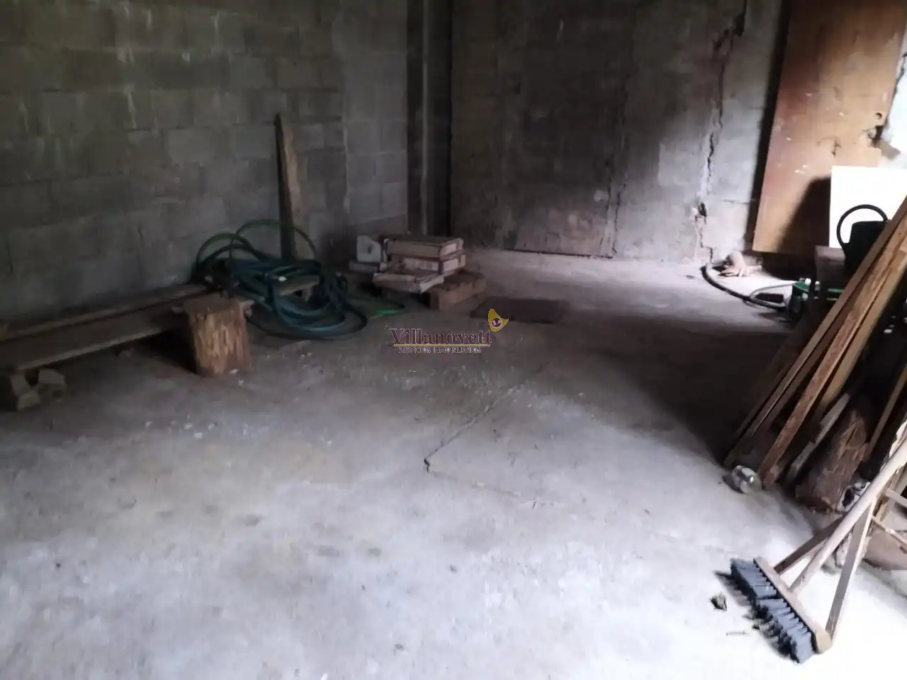 Casa o chalet en venta en Vigo  con Calefacción, Jardín privado y Parquet