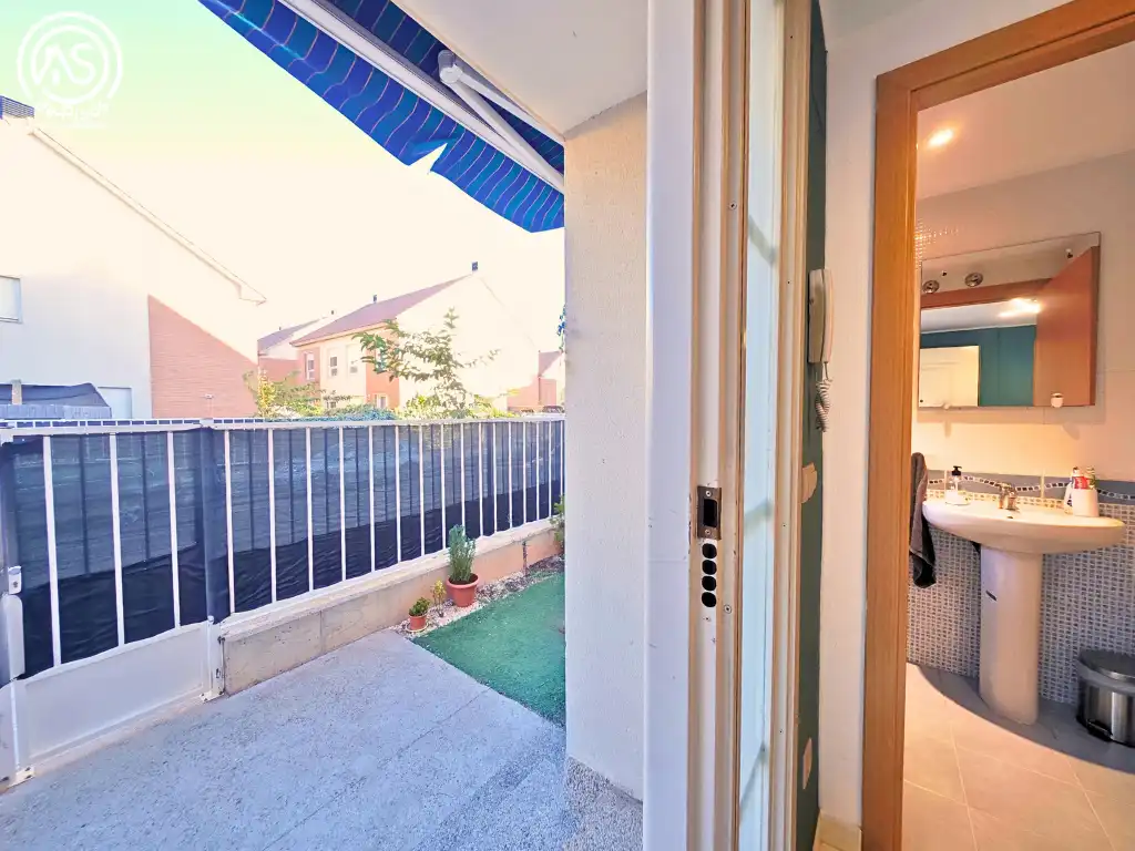 Casa aparellada amb jardí en venda a Calle Don Quijote de la Mancha 19, imagen 14