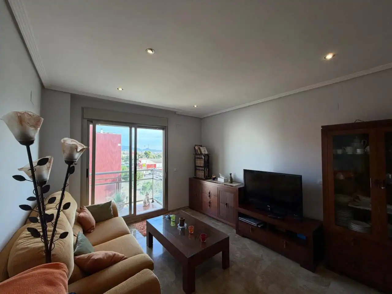Sala de estar de Piso en venta en Almazora / Almassora con Aire acondicionado, Trastero y Amueblado