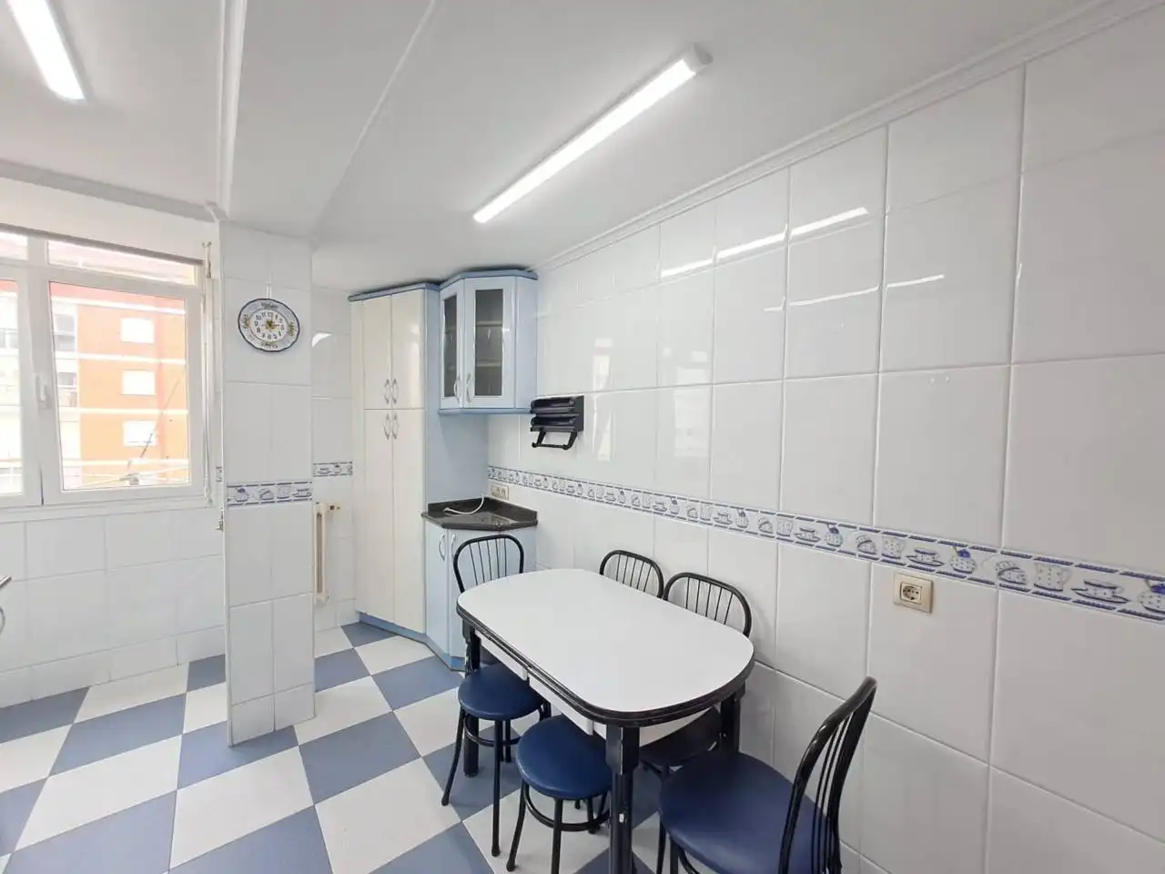 Kitchen of Flat for sale in Burgos  with Heating