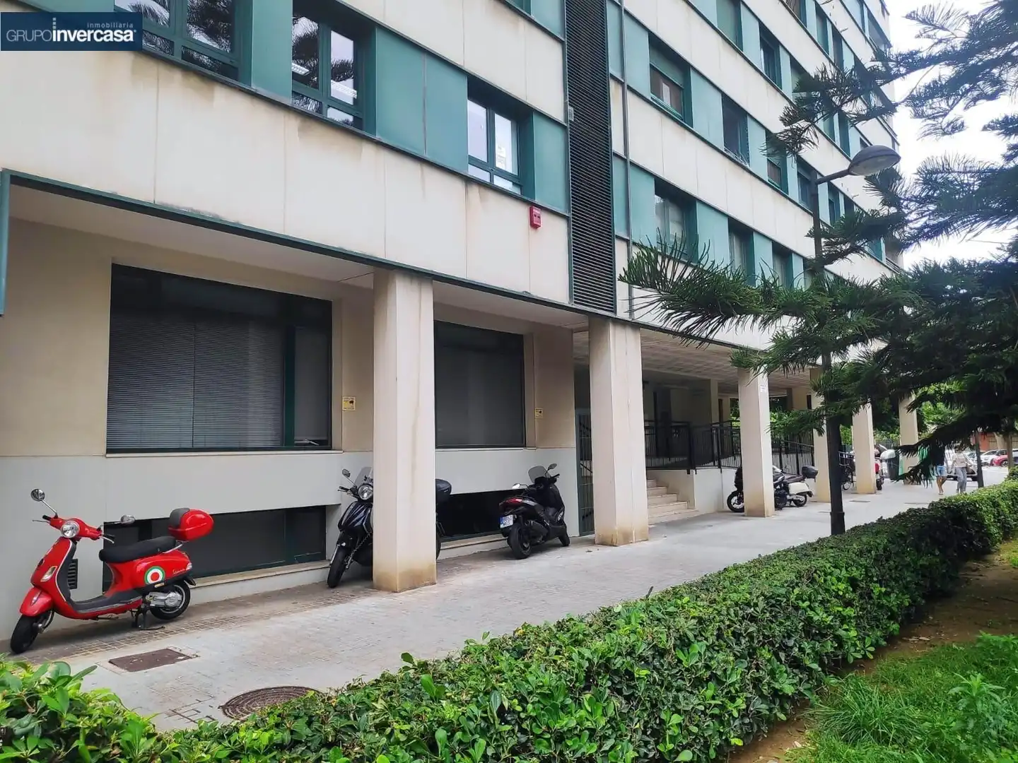 Exterior view of Commercial properties for sale in Valencia