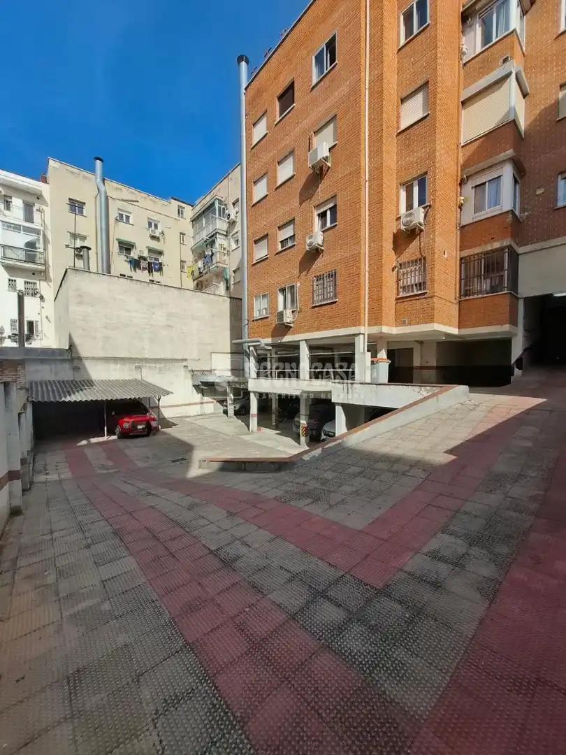 Parking de Garaje en venta en Madrid
