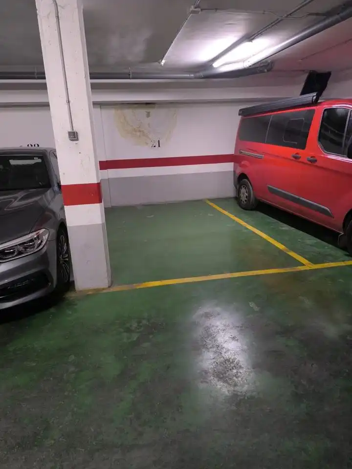 Garaje de alquiler en Moncada, Valencia