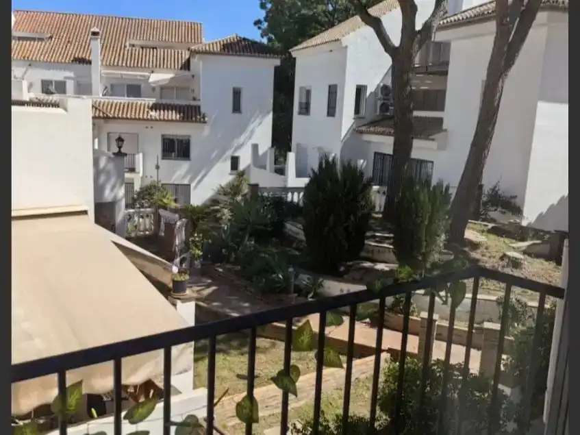 Jardín de Piso en venta en Marbella con Aire acondicionado, Piscina y Balcón
