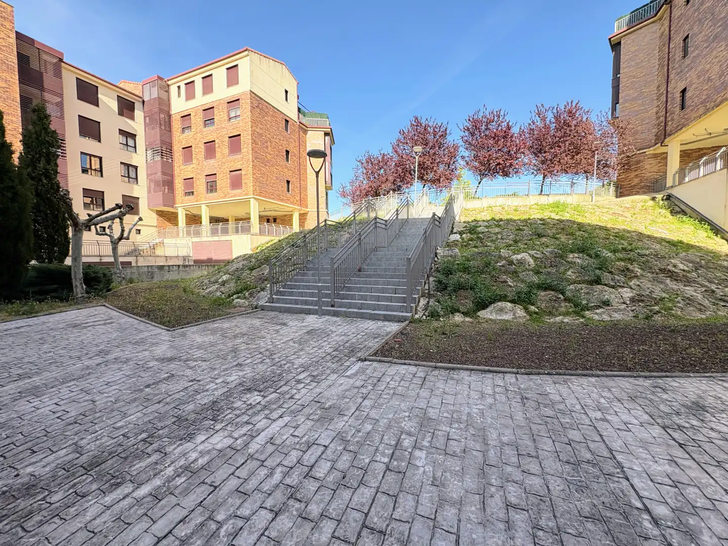Exterior view of Flat for sale in Cistérniga  with Heating, Private garden and Storage room