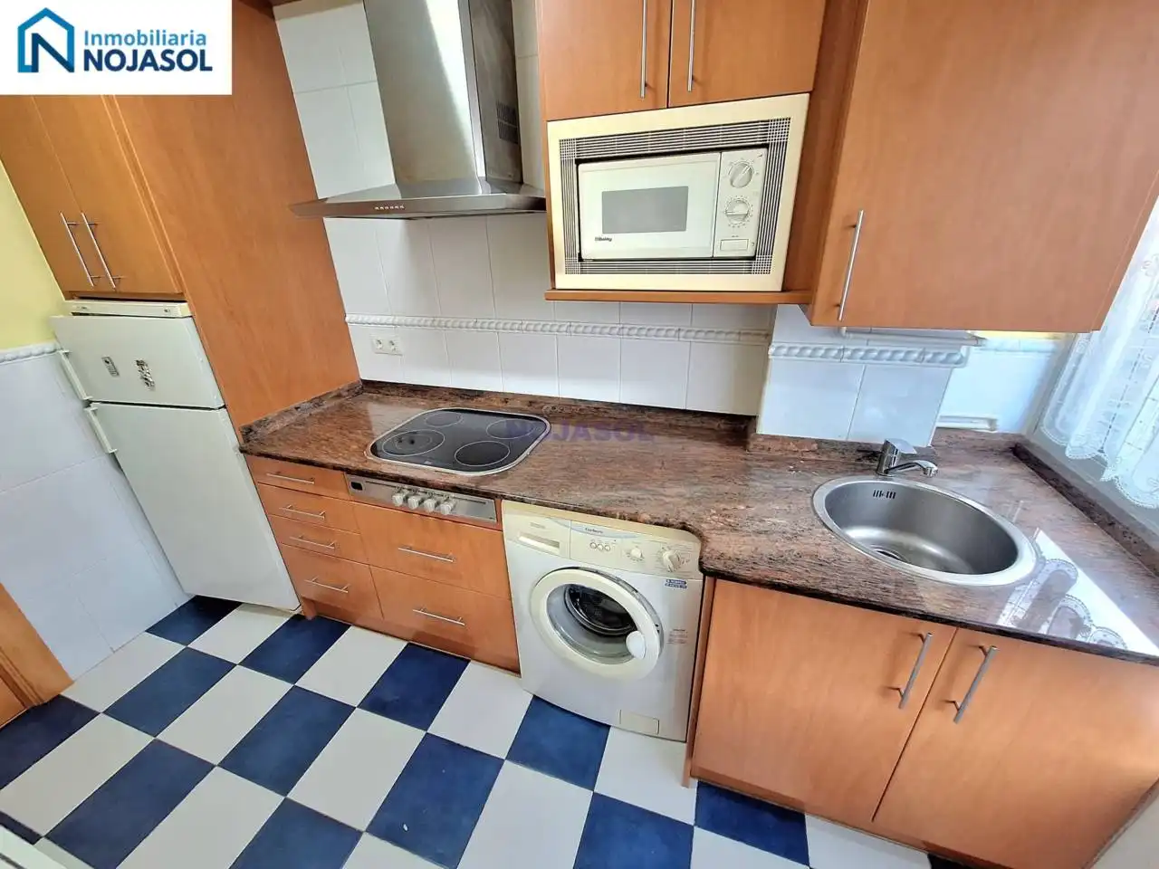 Cocina de Piso en venta en Noja con Calefacción, Terraza y Amueblado