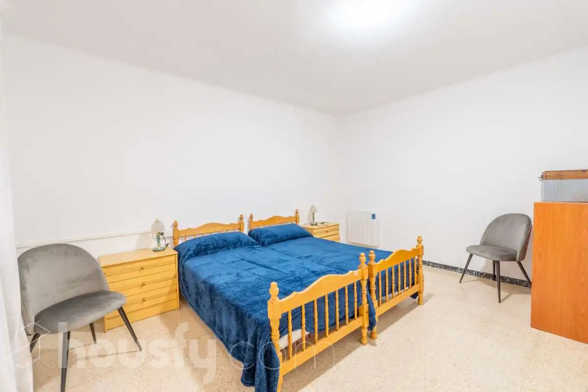 Habitación de Piso en venta en Vilanova i la Geltrú con Calefacción, Terraza y Balcón