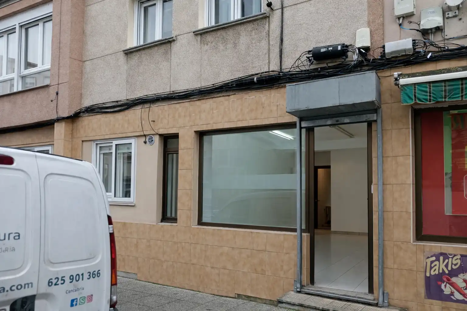 Außenansicht von Geschaftsraum zur Miete in Santander