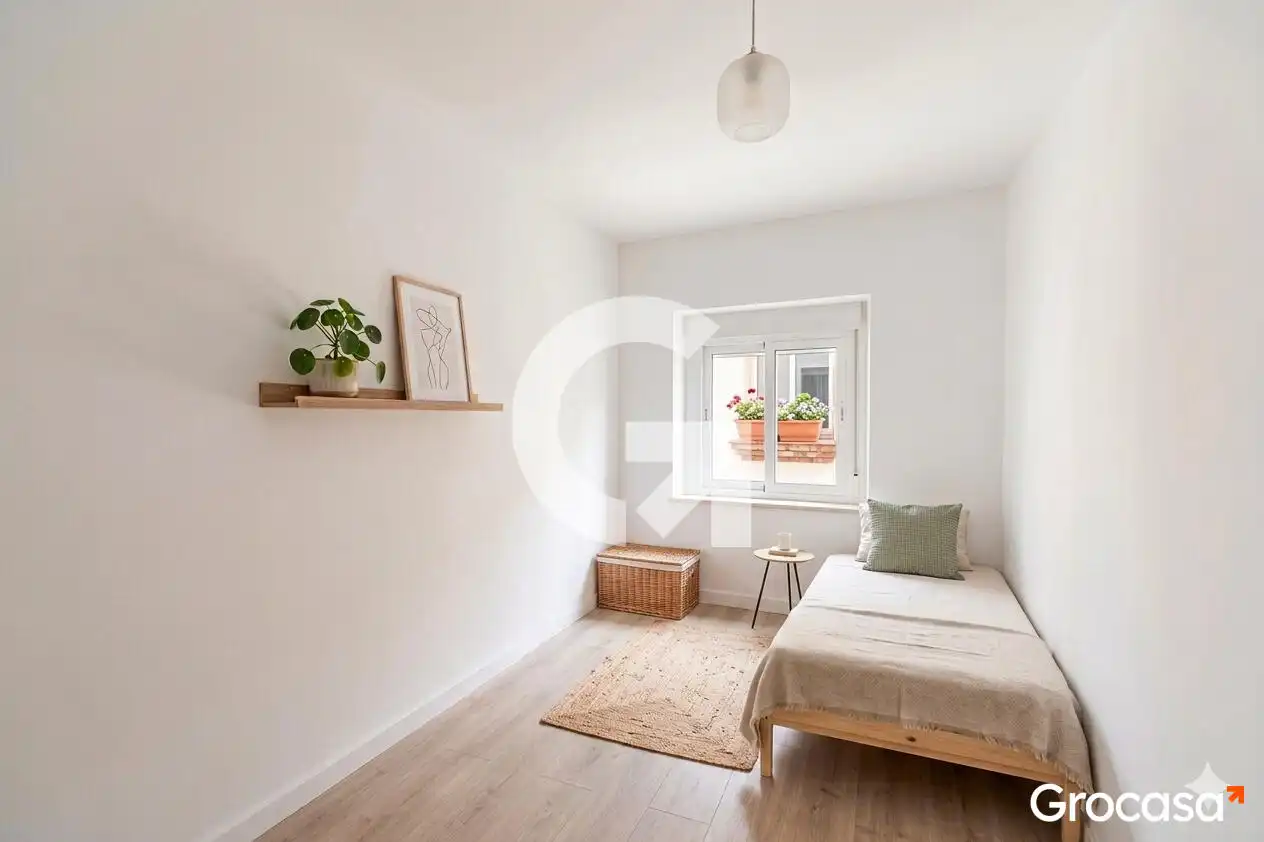 Habitación de Piso en venta en L'Hospitalet de Llobregat con Calefacción y Horno