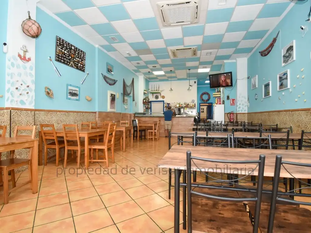 Local comercial de lloguer a Casco Antiguo