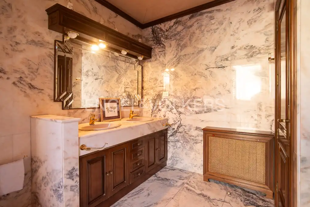 Baño de Casa o chalet en venta en Castellón de la Plana / Castelló de la Plana con Calefacción, Jardín privado y Terraza