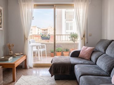 Wohnung mit Balkon zum Verkauf in Carrer Poeta Miguel Hernández 8